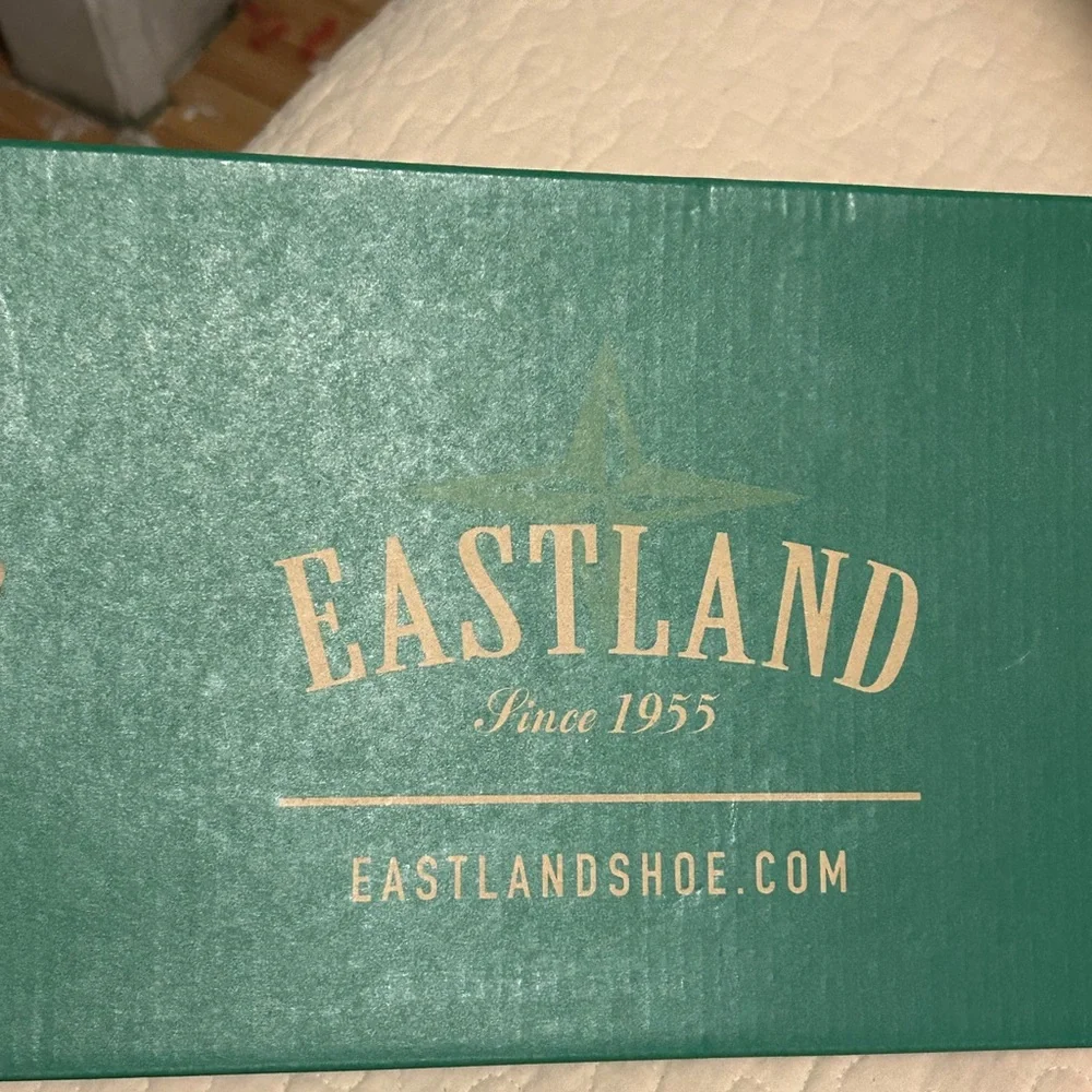 Eastland Baldwin Black Leather Loafers - Picture 9 of 9